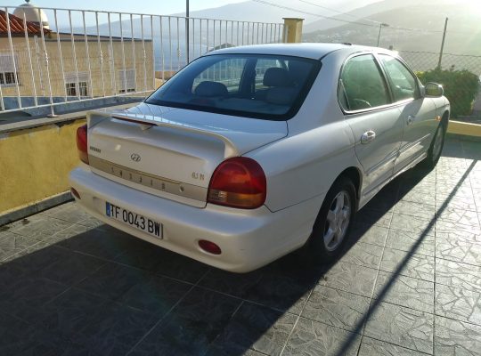 Hyundai Sonata 2.5 v6