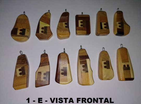Colgantes artesanales 25 €