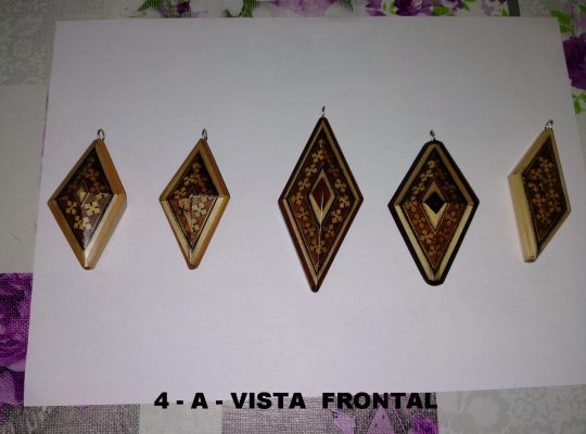 Colgantes variados 25 €