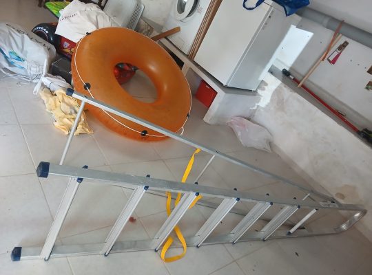 Escalera de tijera de 7 peldaños