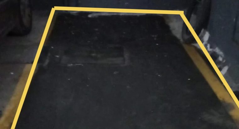 Venta plaza de parking más trastero
